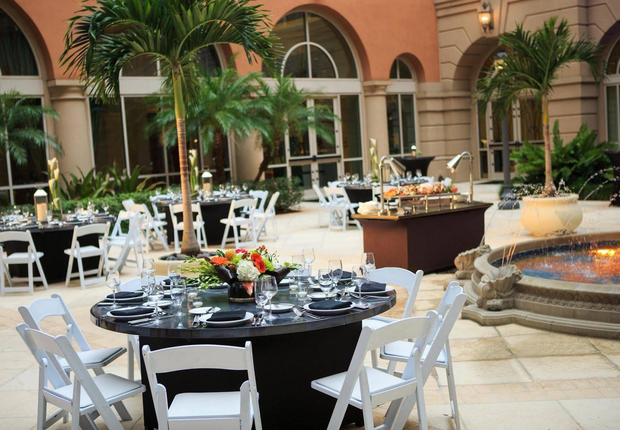 Renaissance Tampa International Plaza Hotel Exterior photo